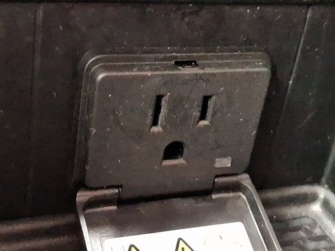 Certified 2021 RAM 1500 Big Horn image 24