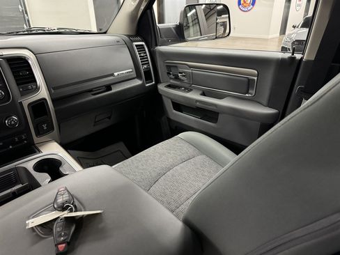 Used 2018 RAM 2500 Big Horn AWD/4WD image 35