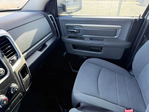 Used 2013 RAM 1500 Classic SLT image 13