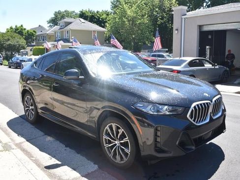 Used 2025 BMW X6 xDrive40i AWD/4WD image 4