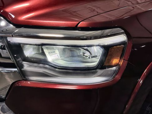 Used 2022 RAM 1500 Laramie AWD/4WD image 13