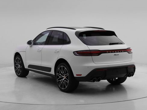 Used 2026 Porsche Macan AWD/4WD image 3
