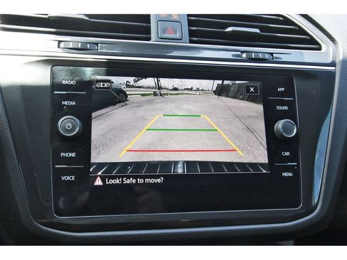 Used 2023 Volkswagen Tiguan SE R-Line FWD image 25