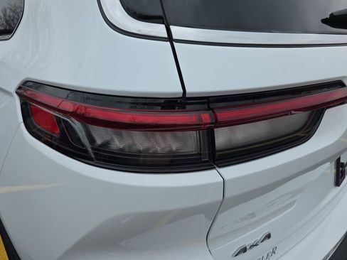 Used 2024 Jeep Grand Cherokee L Limited image 37