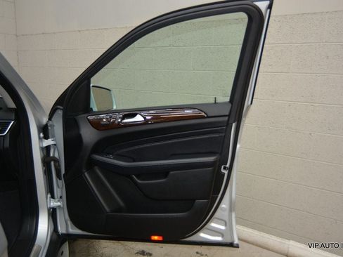 Used 2012 Mercedes-Benz ML 350 BlueTEC 4MATIC image 8
