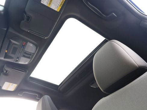 New 2026 Subaru Crosstrek 2.5i Sport AWD/4WD image 9