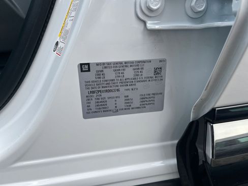 Used 2024 Buick Envision Sport Touring image 34