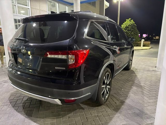 Used 2020 Honda Pilot Touring image 5