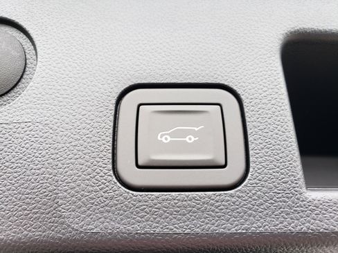 New 2026 Chevrolet Equinox LT image 12