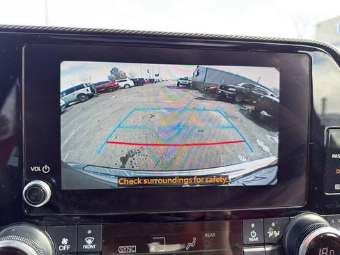 Used 2023 Toyota Highlander XSE image 18