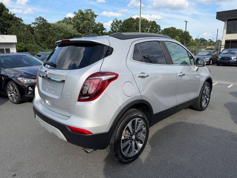 Used 2020 Buick Encore Essence FWD image 4
