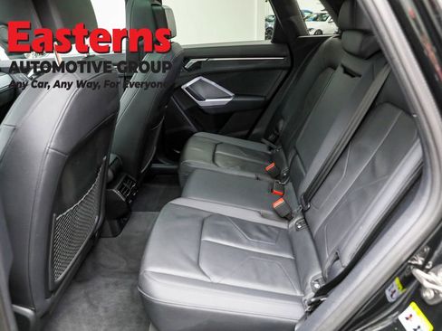 Used 2022 Audi Q3 2.0T Premium w/ Convenience Package image 21