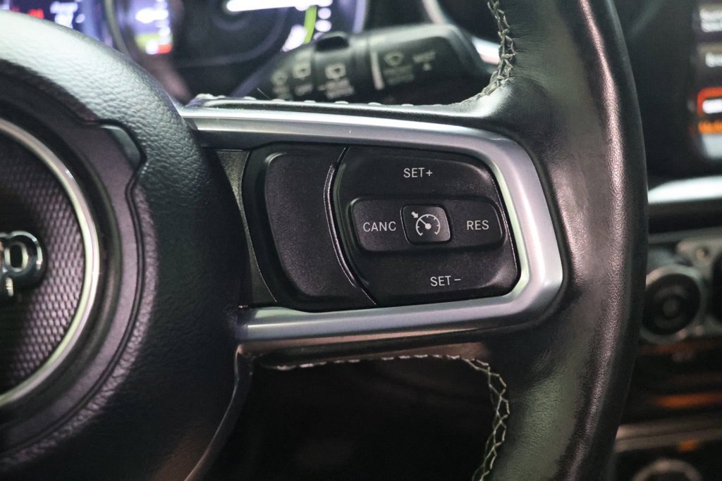 Used 2023 Jeep Wrangler Unlimited Sahara w/ Cold Weather Group AWD/4WD image 25