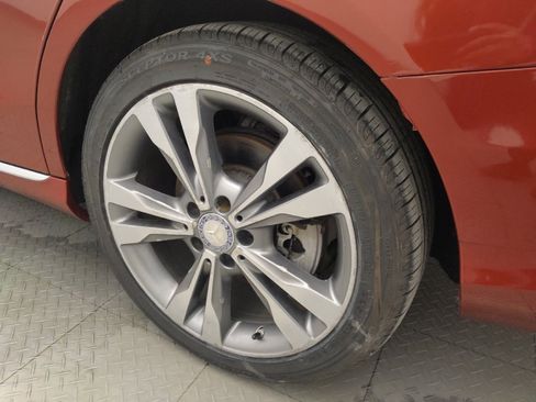 Used 2016 Mercedes-Benz C 300 Sedan w/ Multimedia Package image 31