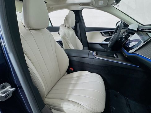 New 2026 Mercedes-Benz E 450 4MATIC Sedan image 6