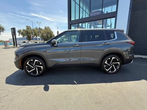 Used 2024 Mitsubishi Outlander SE AWD/4WD image 7