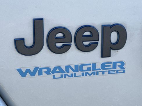 Used 2022 Jeep Wrangler Unlimited Rubicon 4xe w/ Cold Weather Group image 35
