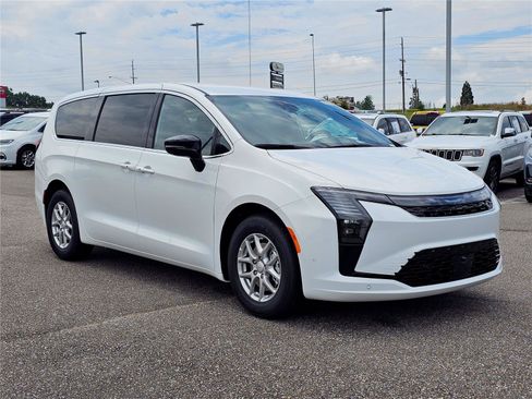 New 2027 Chrysler Pacifica Select FWD image 5