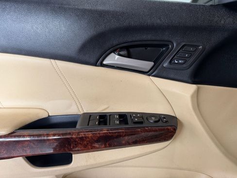 Used 2010 Honda Crosstour EX-L image 13