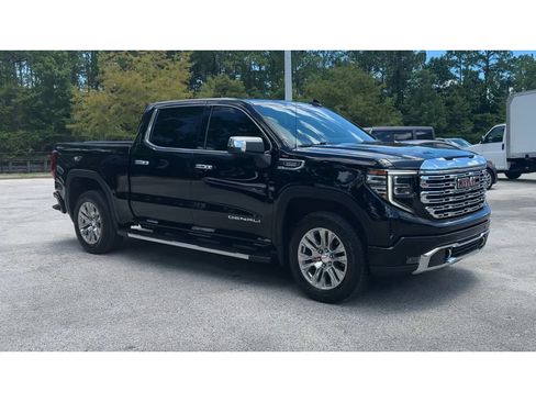 Certified 2023 GMC Sierra 1500 Denali w/ Technology Package AWD/4WD image 2