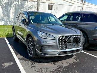 Used 2023 Lincoln Corsair Reserve w/ Equipment Group 201A AWD/4WD video 1
