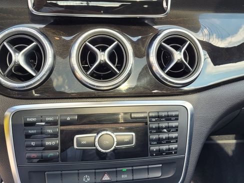 Used 2014 Mercedes-Benz CLA 250 CLA 250 Coupe 4D image 8