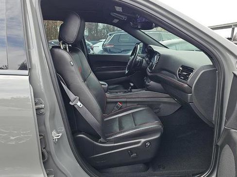 Used 2023 Dodge Durango GT image 6