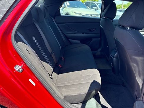 Certified 2025 Hyundai Elantra Sport FWD image 28