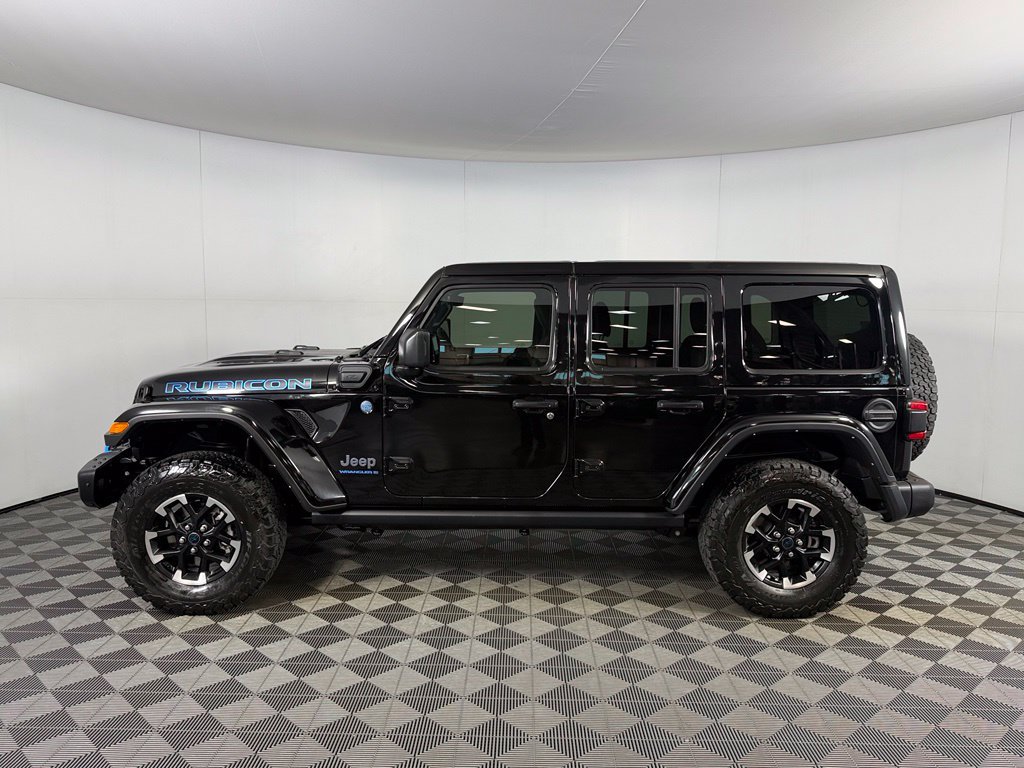 Used 2024 Jeep Wrangler Unlimited Rubicon 4xe AWD/4WD image 10