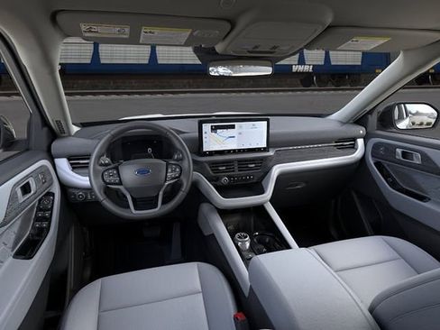 New 2026 Ford Explorer Platinum AWD/4WD image 9