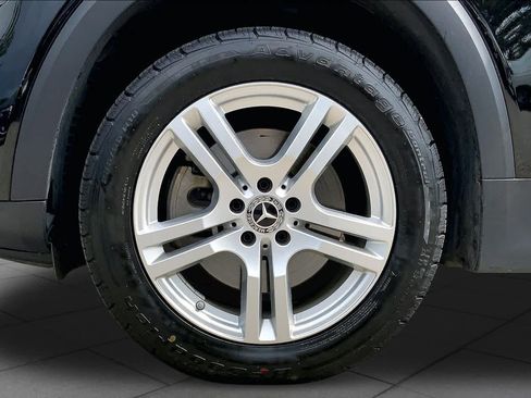 Certified 2021 Mercedes-Benz GLB 250 4MATIC image 11