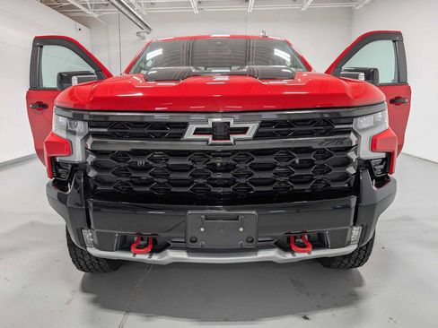 Certified 2023 Chevrolet Silverado 1500 ZR2 w/ Technology Package AWD/4WD image 15
