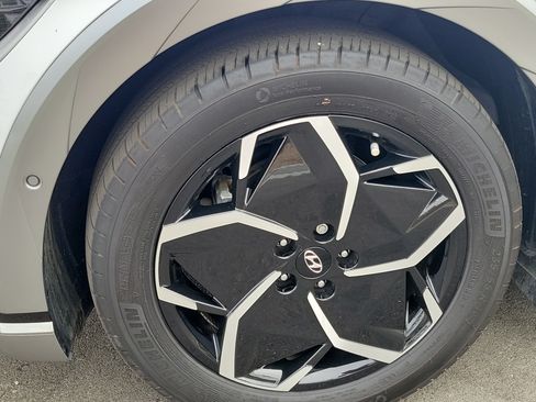 Used 2024 Hyundai Ioniq 5 Limited RWD image 7