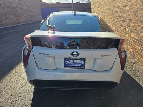 Used 2018 Toyota Prius Four w/ Advanced Technology Package image 34