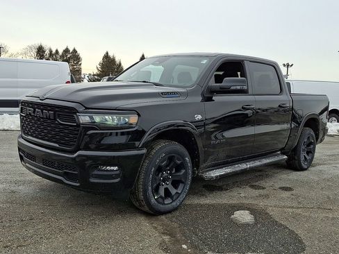 New 2026 RAM 1500 4x4 Crew Cab image 4