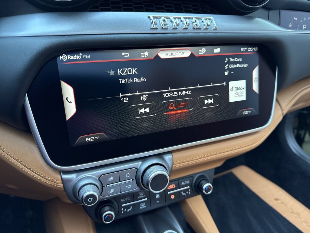 Certified 2023 Ferrari Portofino M RWD image 16