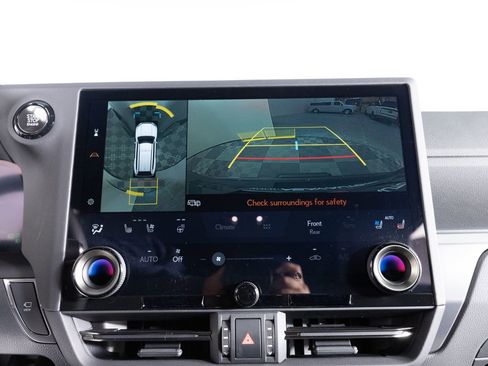 Used 2026 Lexus GX 550 w/ Accessory Package (2T) image 45