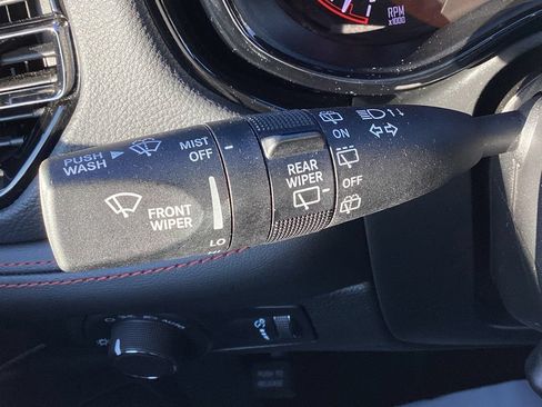 Used 2025 Dodge Durango GT AWD/4WD image 30