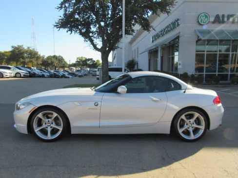 Used 2013 BMW Z4 sDrive28i image 16