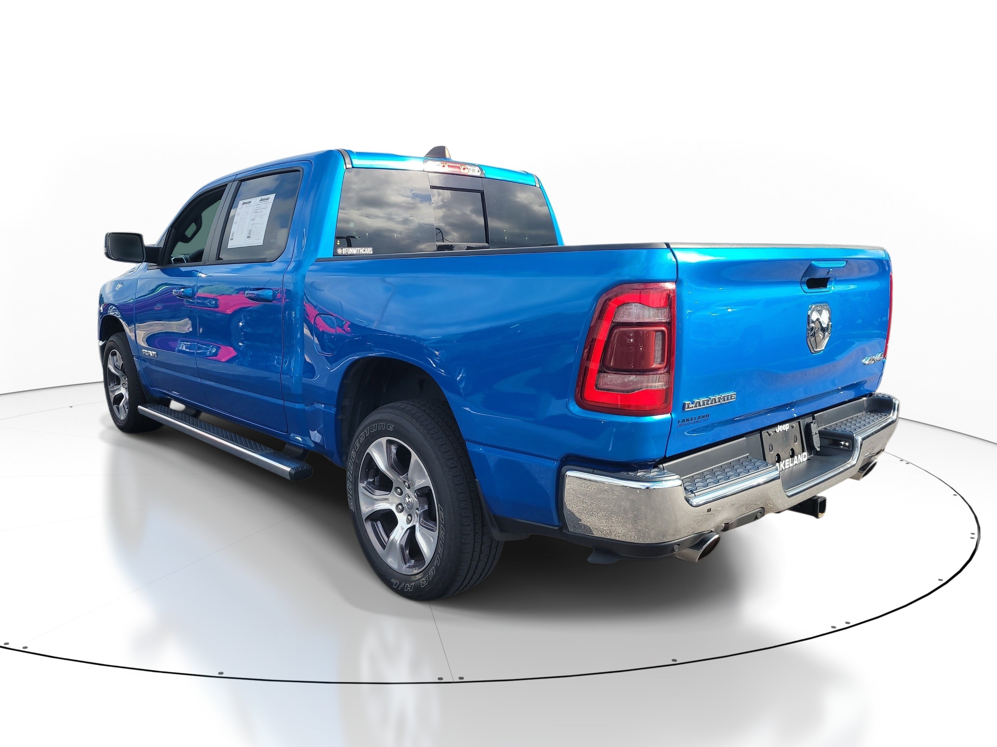 Used 2024 RAM 1500 Laramie AWD/4WD image 6