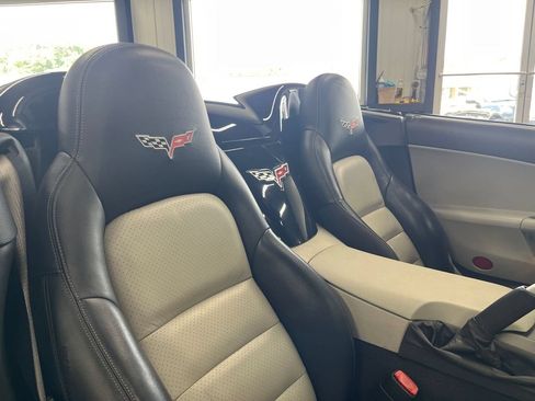 Used 2007 Chevrolet Corvette Convertible w/ Preferred Equipment Group RWD image 50