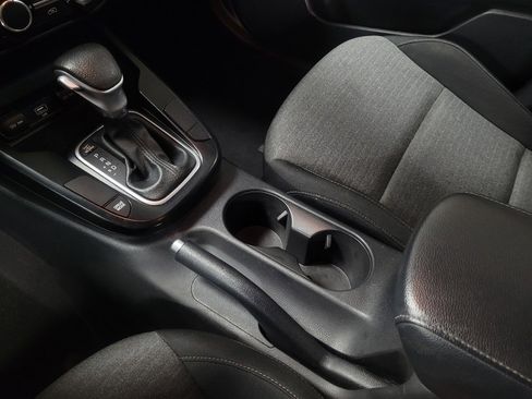 Used 2021 Kia Soul S image 26