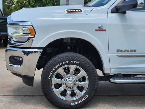 Used 2022 RAM 2500 Limited AWD/4WD image 9