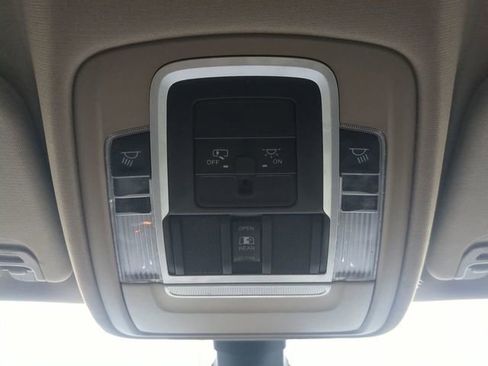 Used 2020 RAM 1500 Laramie AWD/4WD image 23