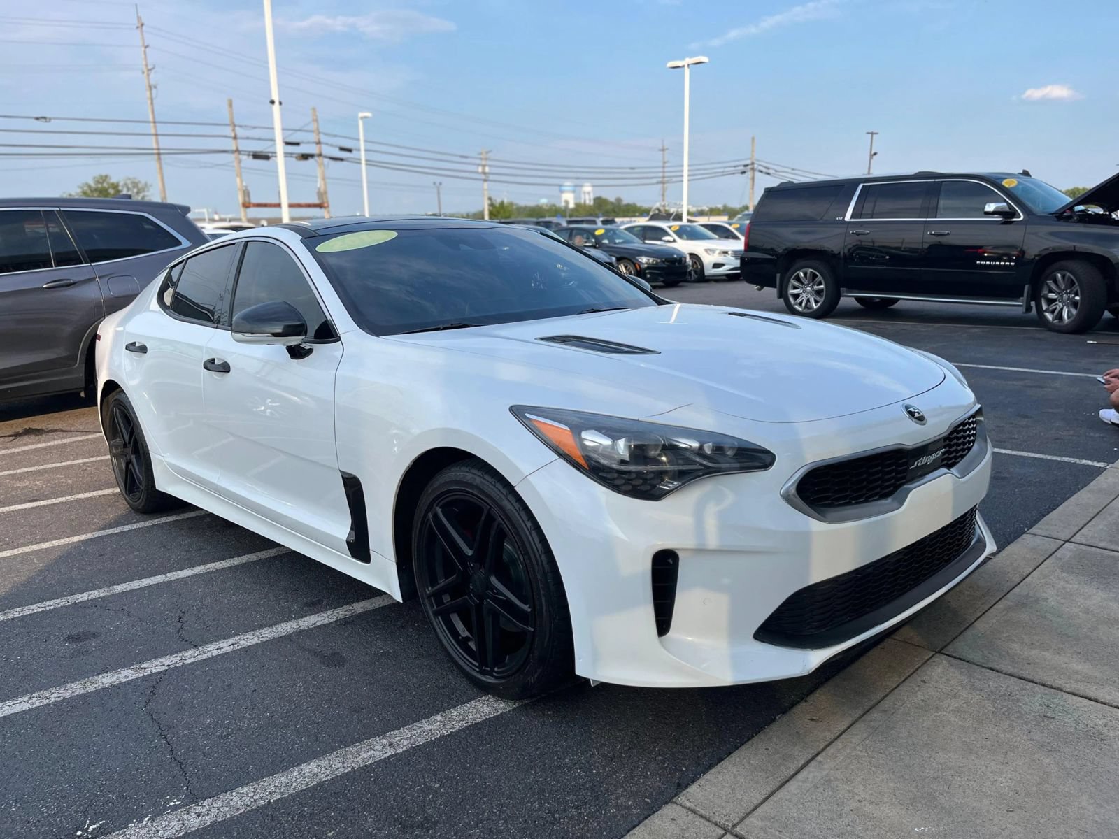 Used 2018 Kia Stinger Premium RWD image 2