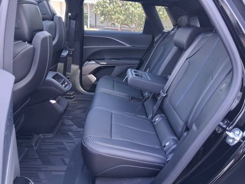 New 2026 Cadillac Lyriq Sport w/ LPO, ONYX Package RWD image 26