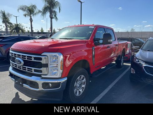 Used 2024 Ford F250 XLT w/ FX4 Off-Road Package image 2