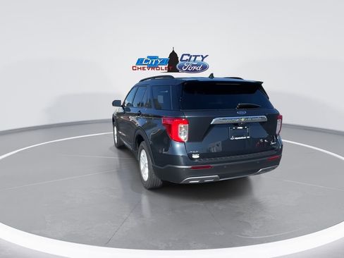 Used 2023 Ford Explorer XLT w/ Equipment Group 202A image 9