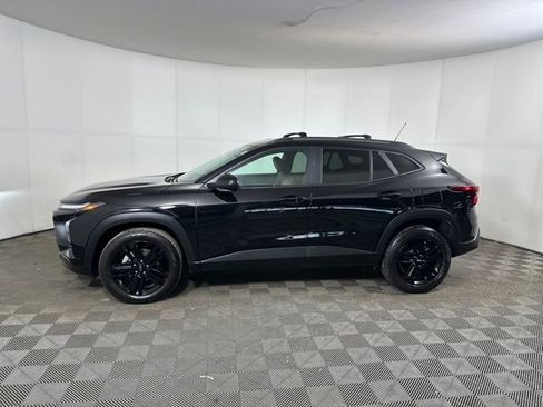 Used 2025 Chevrolet Trax ACTIV w/ Driver Confidence Package image 12