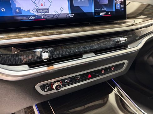 Used 2023 BMW X7 xDrive40i image 16